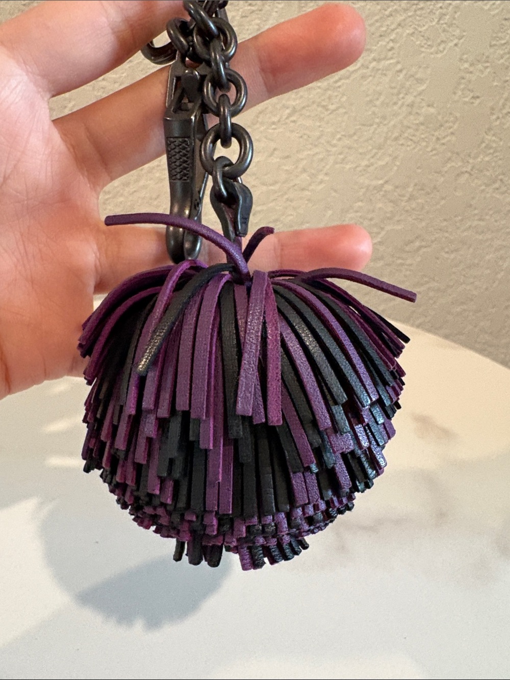Sold Bottega Veneta Purple Pom-Pom Bagcharm Keychain Accessory - Picture 5 of 10